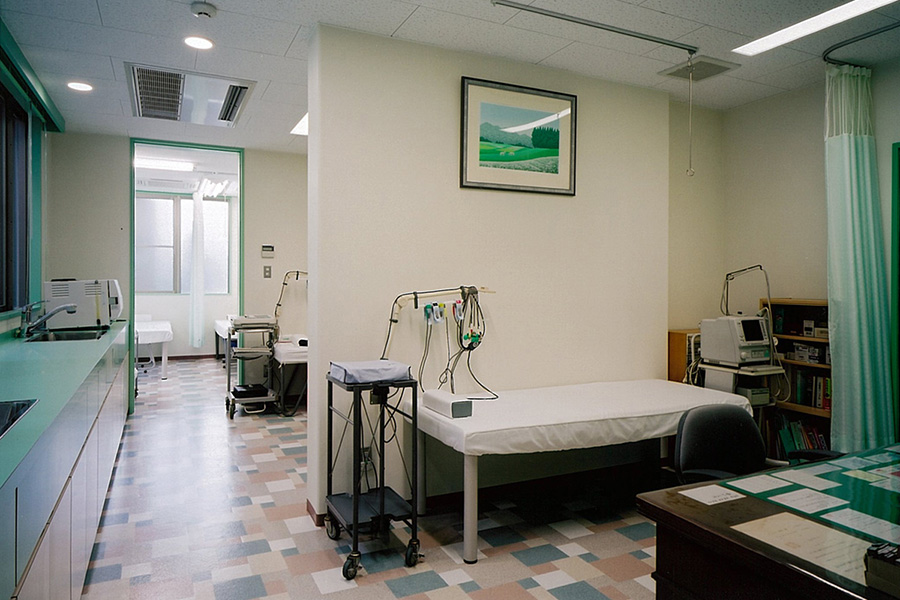 平光ハートクリニック診察室